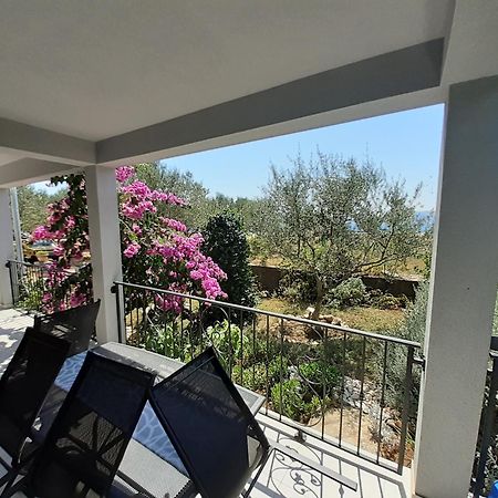 Ferienwohnung Grey House Zadar Zimmer foto